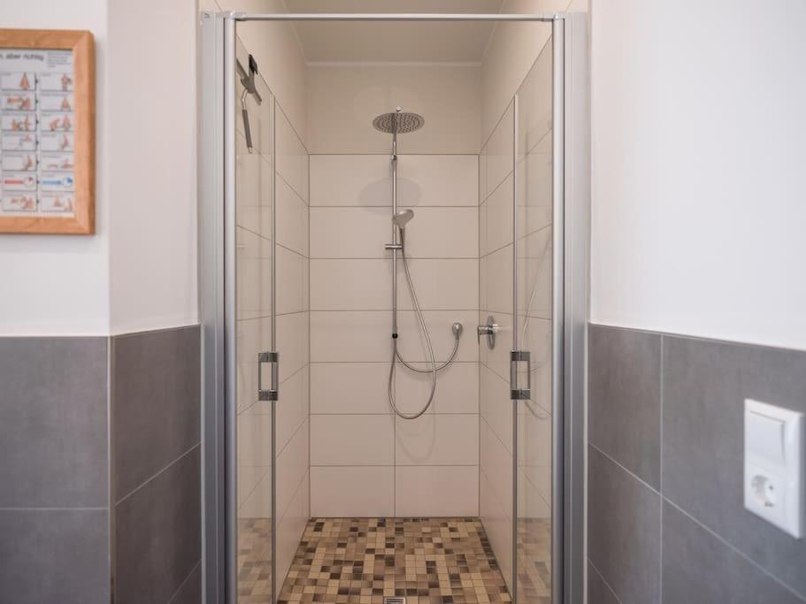 5 Sterne-Ferienhaus Eisvogel Am See Mit Sauna Und Kamin Krakow am See Exteriér fotografie