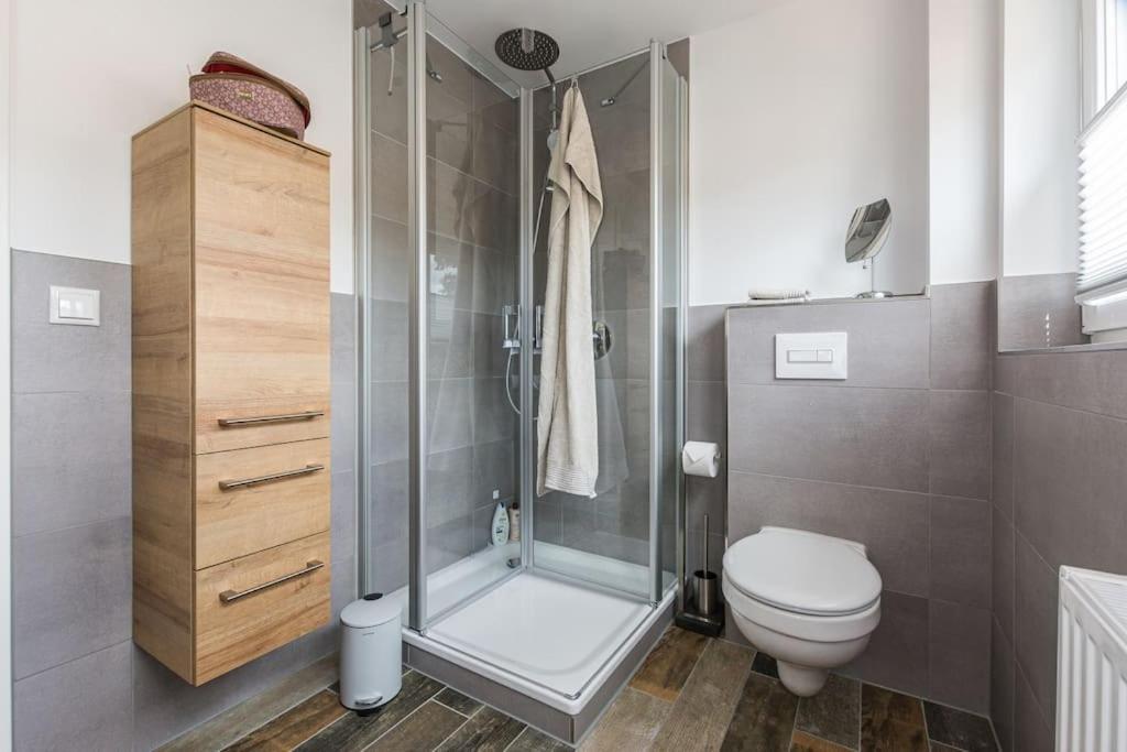 5 Sterne-Ferienhaus Eisvogel Am See Mit Sauna Und Kamin Krakow am See Exteriér fotografie