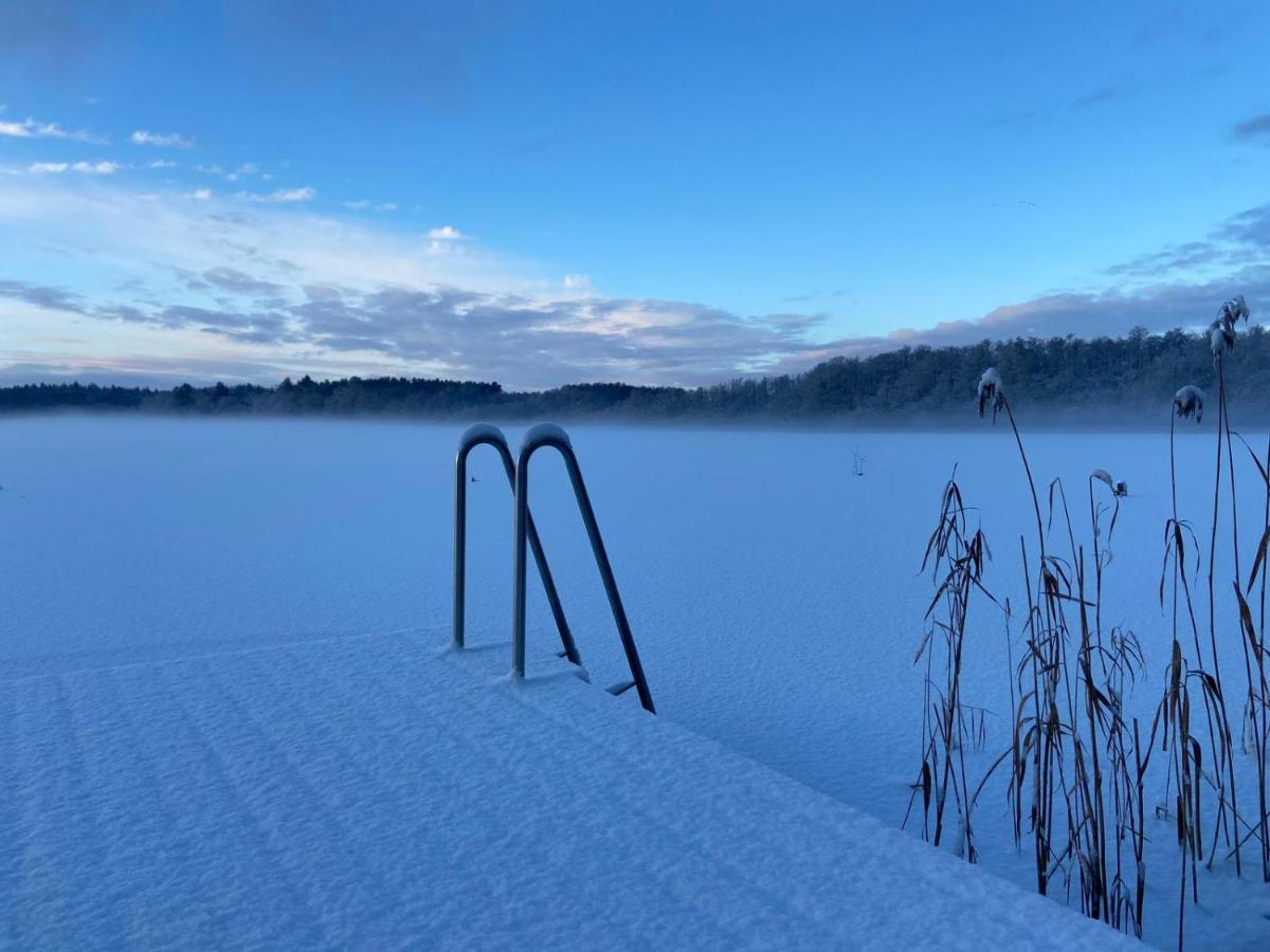 5 Sterne-Ferienhaus Eisvogel Am See Mit Sauna Und Kamin Krakow am See Exteriér fotografie