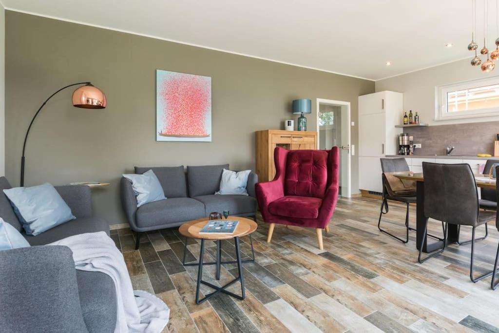 5 Sterne-Ferienhaus Eisvogel Am See Mit Sauna Und Kamin Krakow am See Exteriér fotografie